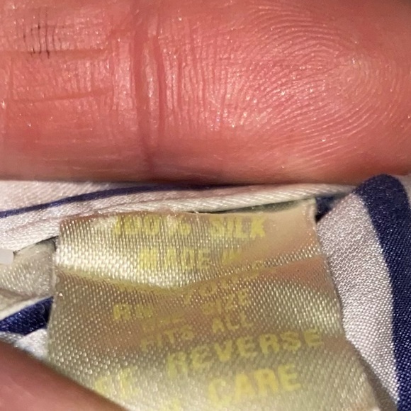 Vintage Victoria's Secret Silk Stripped Robe 🌵 OS - Picture 7 of 9